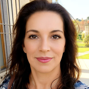 Angela Martín-Méndez